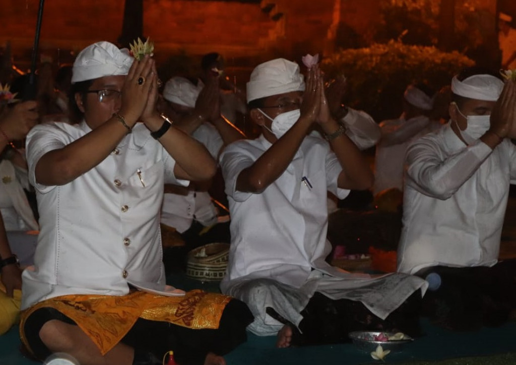 Serangkaian Hari Nyepi Caka 1944